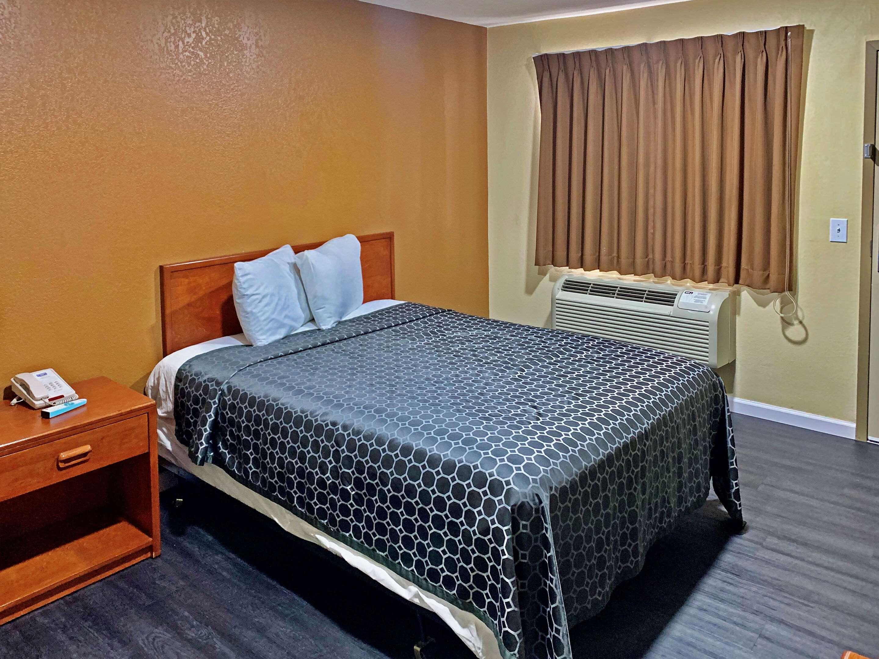 Rodeway Inn Sacramento-University Area Dış mekan fotoğraf