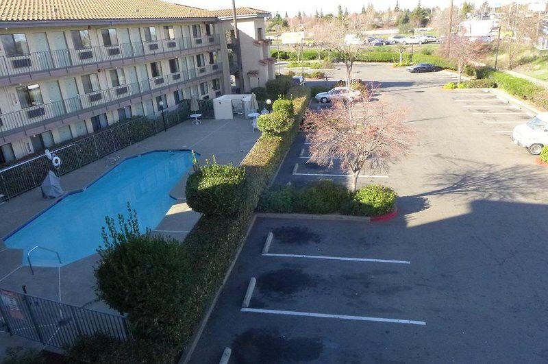 Rodeway Inn Sacramento-University Area Dış mekan fotoğraf